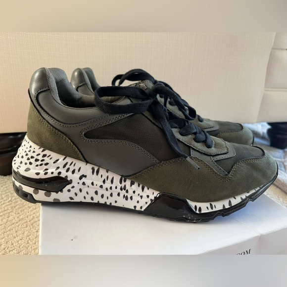 Steve Madden Shoes - Steve Madden Bena Wedge Sneakers - Olive/Army color